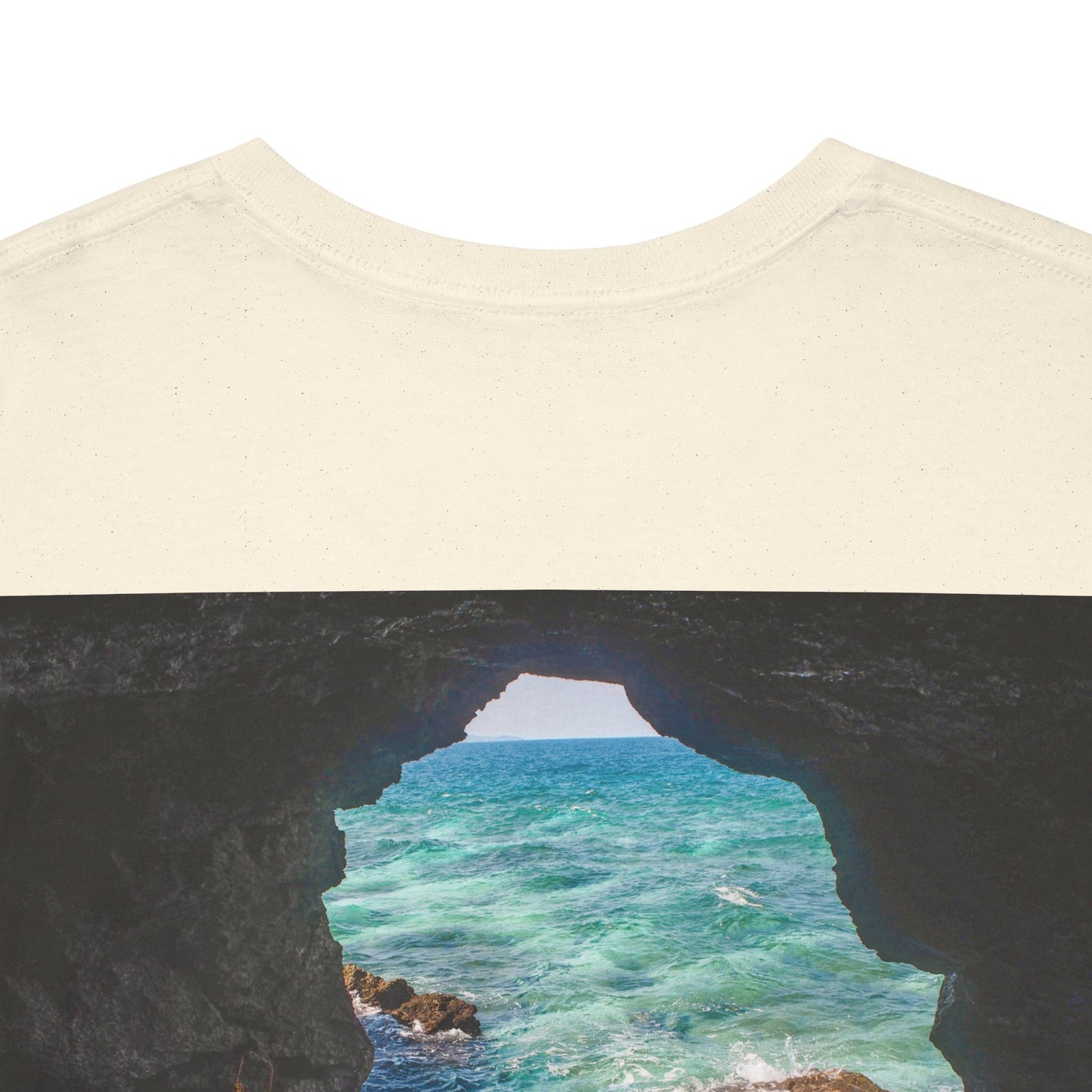 T-Shirt with Tropical Vibes, Perfect for Beach Lovers, Summer Outings, Vacation Wear, Unisex Casual Tee, Gift for Nature Enthusiasts