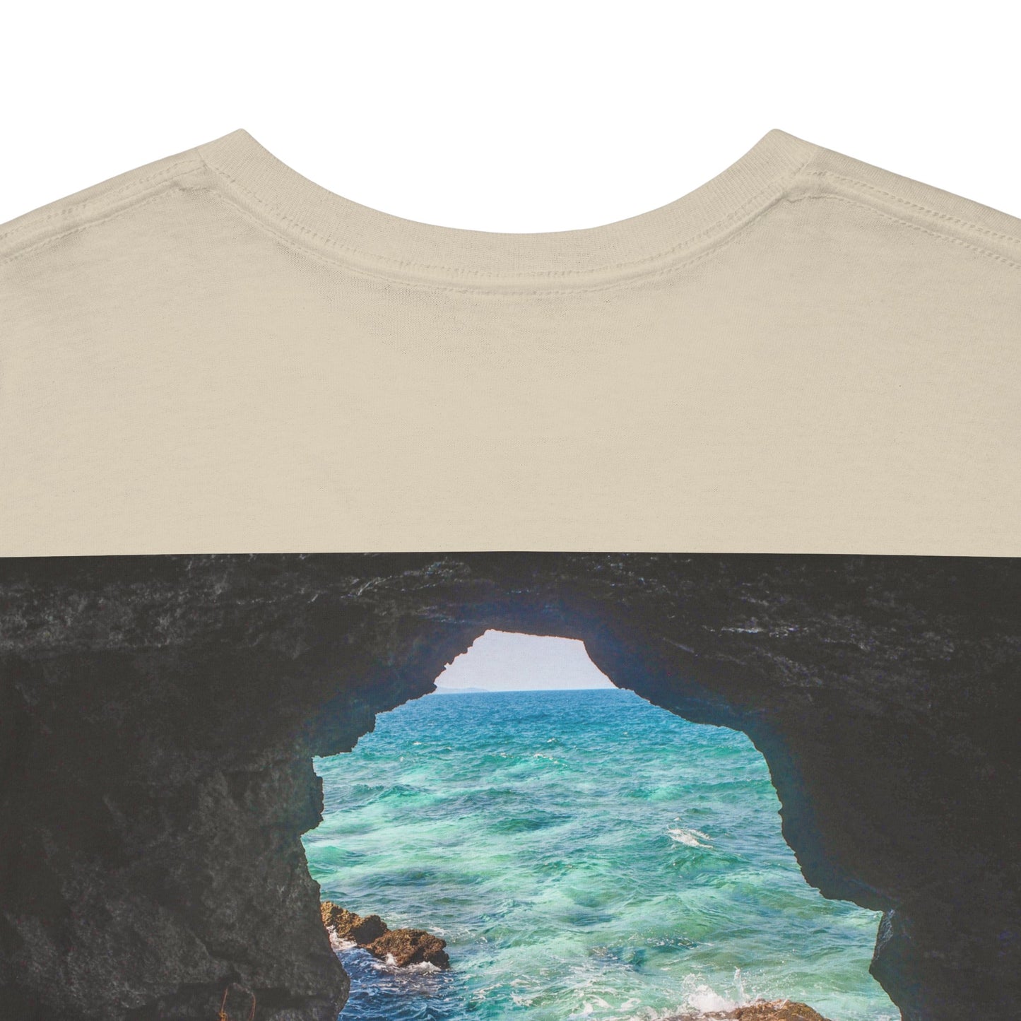 T-Shirt with Tropical Vibes, Perfect for Beach Lovers, Summer Outings, Vacation Wear, Unisex Casual Tee, Gift for Nature Enthusiasts