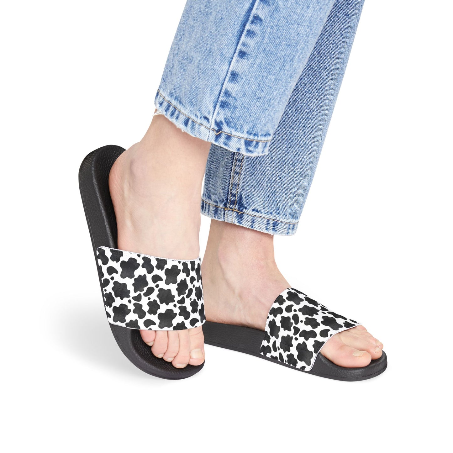 Trendy Women's Slide Sandals, Comfortable Summer Footwear, Cute Cow Print Slippers, Beach and Pool Ready, Vacation Essentials