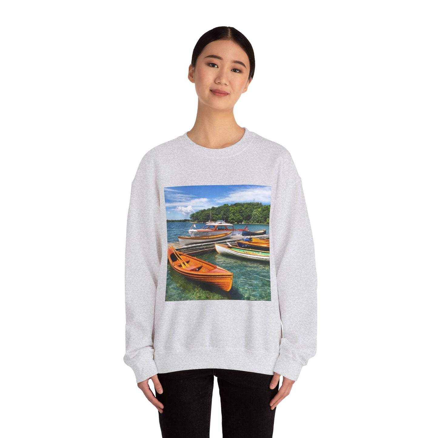 Scenic Boats Unisex Heavy Blend™ Crewneck Sweatshirt - Perfect for Nautical Enthusiasts