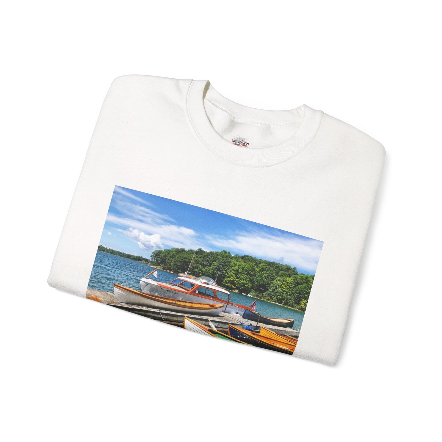 Scenic Boats Unisex Heavy Blend™ Crewneck Sweatshirt - Perfect for Nautical Enthusiasts