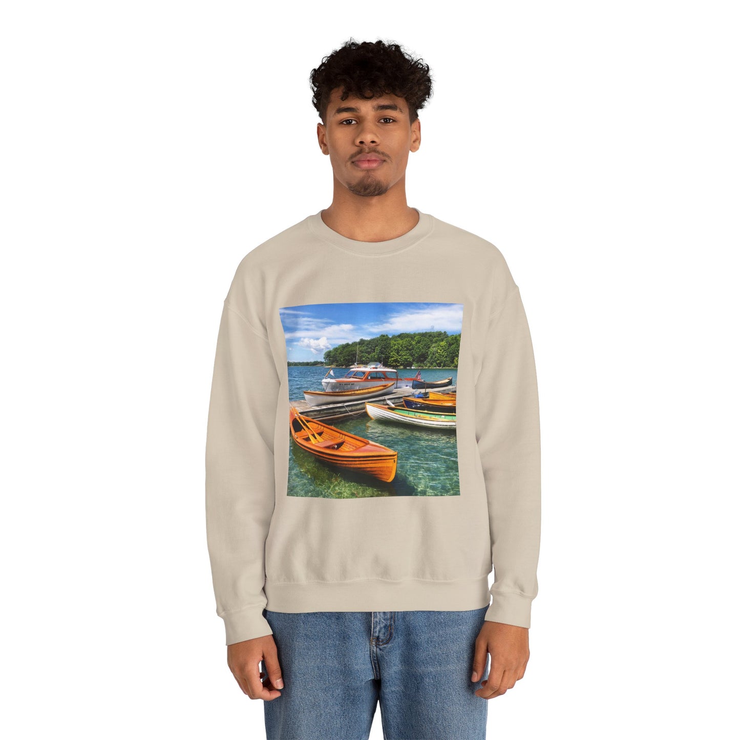 Scenic Boats Unisex Heavy Blend™ Crewneck Sweatshirt - Perfect for Nautical Enthusiasts