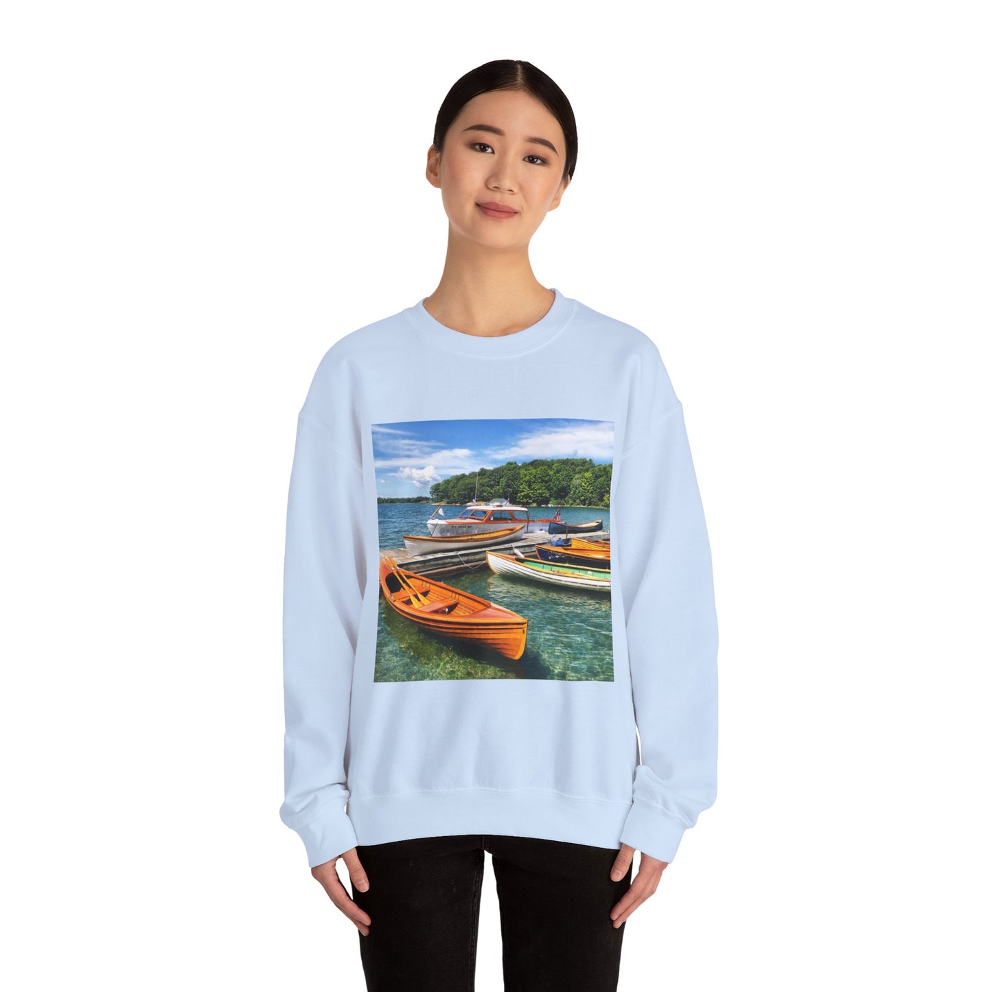 Scenic Boats Unisex Heavy Blend™ Crewneck Sweatshirt - Perfect for Nautical Enthusiasts