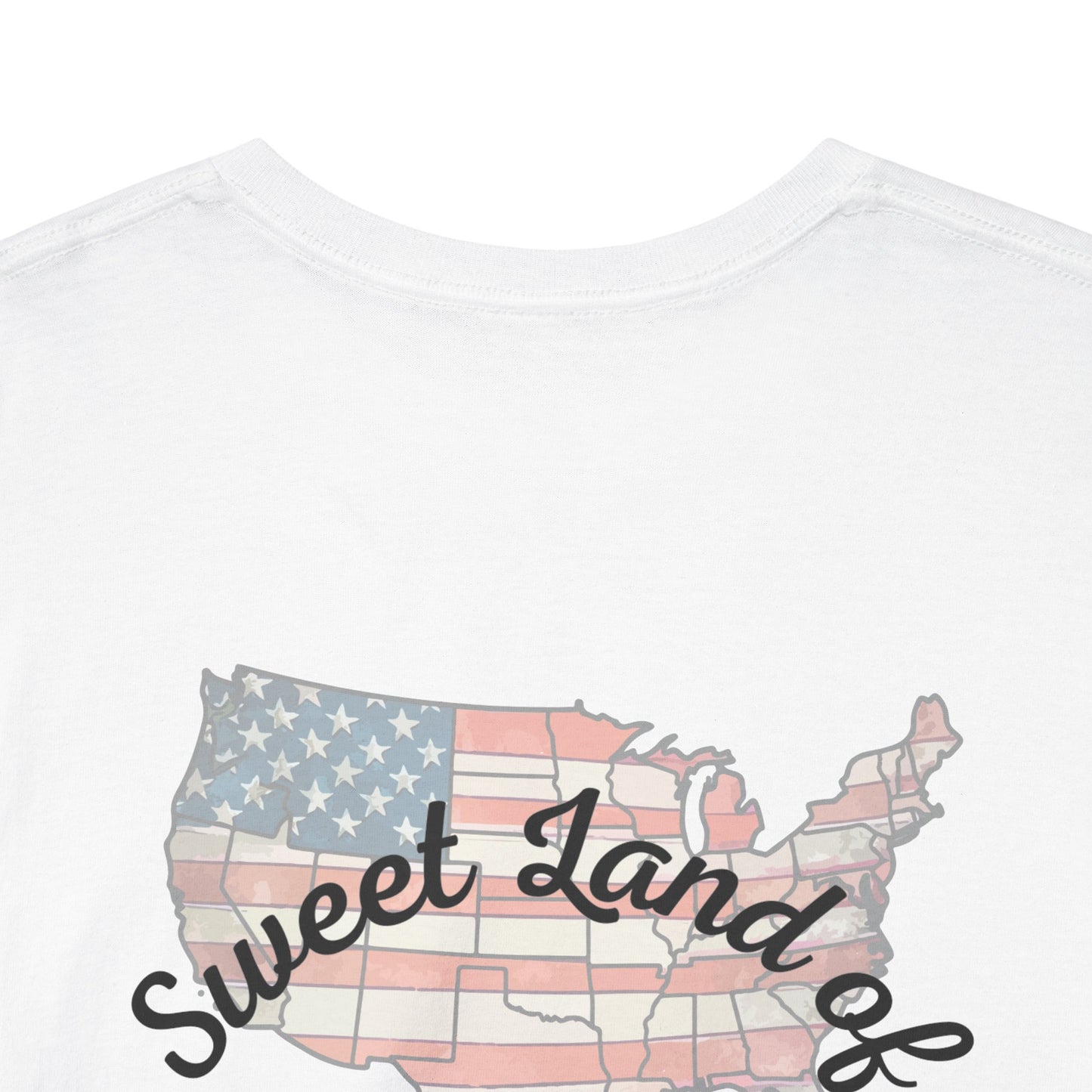 Patriotic Unisex Heavy Cotton Tee - Proud to be an American