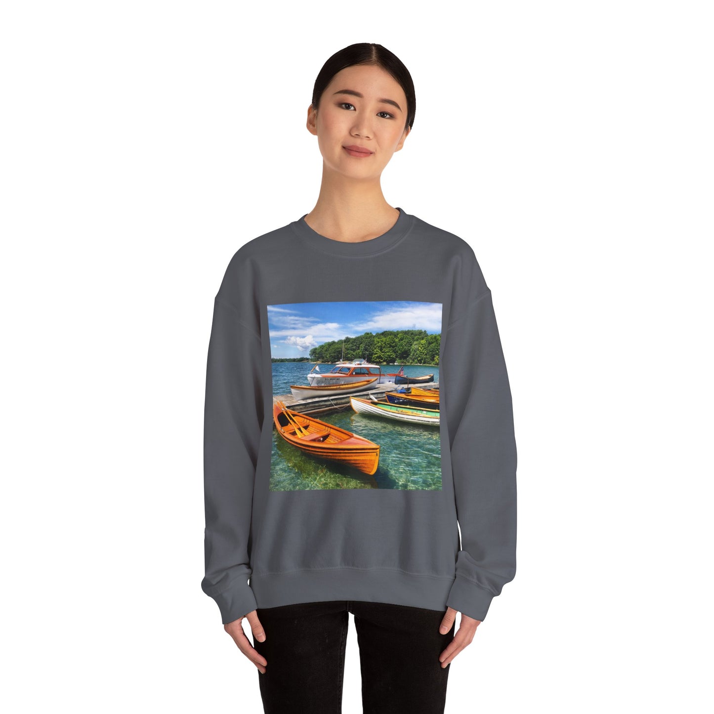 Scenic Boats Unisex Heavy Blend™ Crewneck Sweatshirt - Perfect for Nautical Enthusiasts