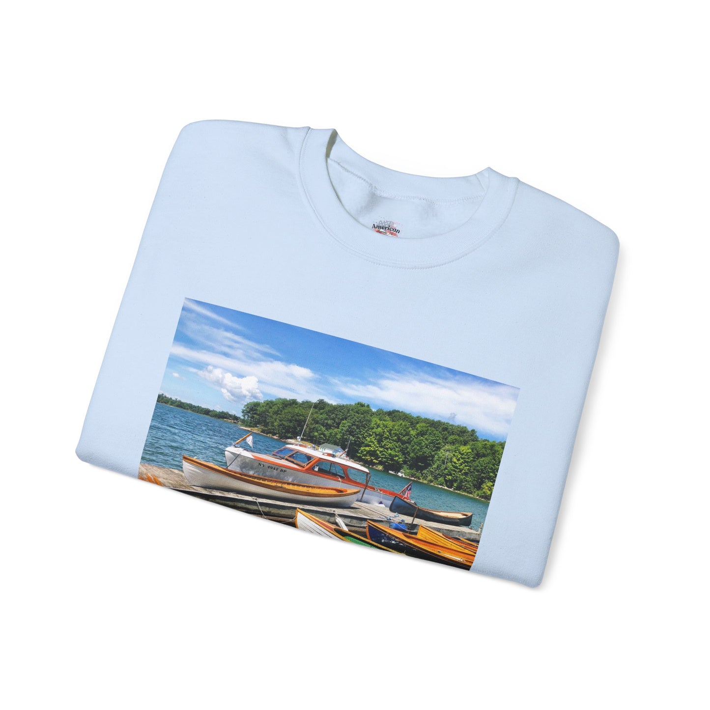 Scenic Boats Unisex Heavy Blend™ Crewneck Sweatshirt - Perfect for Nautical Enthusiasts