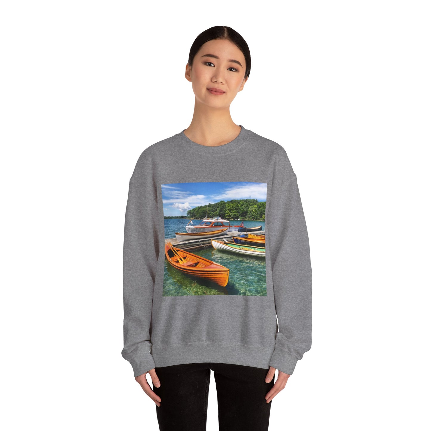 Scenic Boats Unisex Heavy Blend™ Crewneck Sweatshirt - Perfect for Nautical Enthusiasts