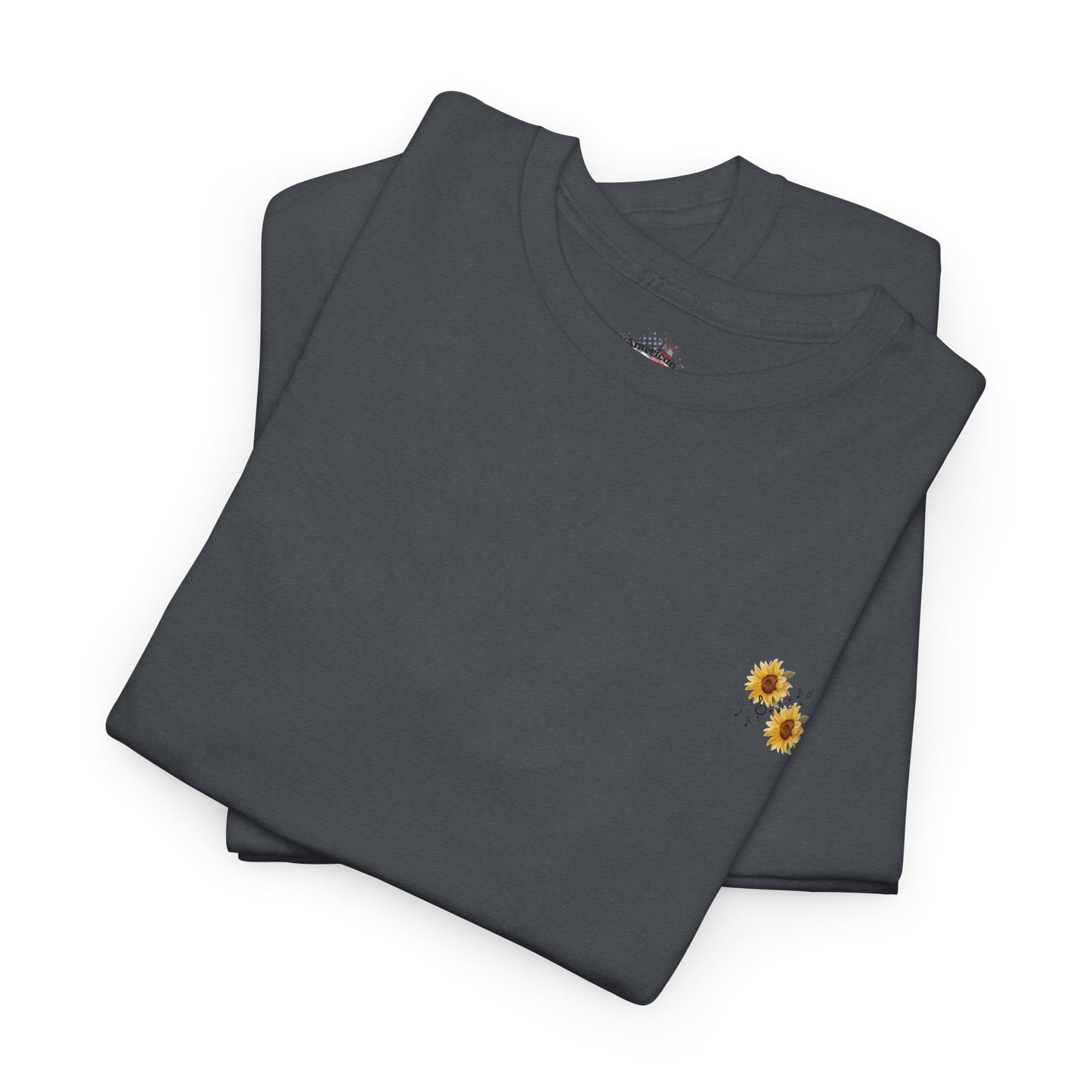 Sunflower Scenic Tee, Nature Lover T-Shirt, Summer Outfit, Gift for Her, Casual Wear