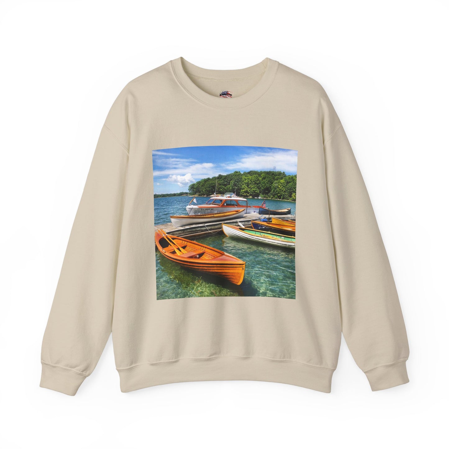 Scenic Boats Unisex Heavy Blend™ Crewneck Sweatshirt - Perfect for Nautical Enthusiasts